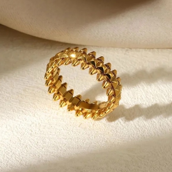 Anthropologie Jewelry - Clash De Gold Style 18k Gold Plated Spiked Ring